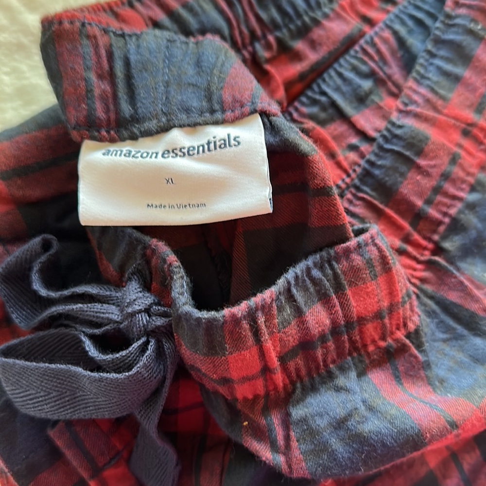 NWT Amazon Essential 2-pc Ladies pajamas set - Picture 4 of 4